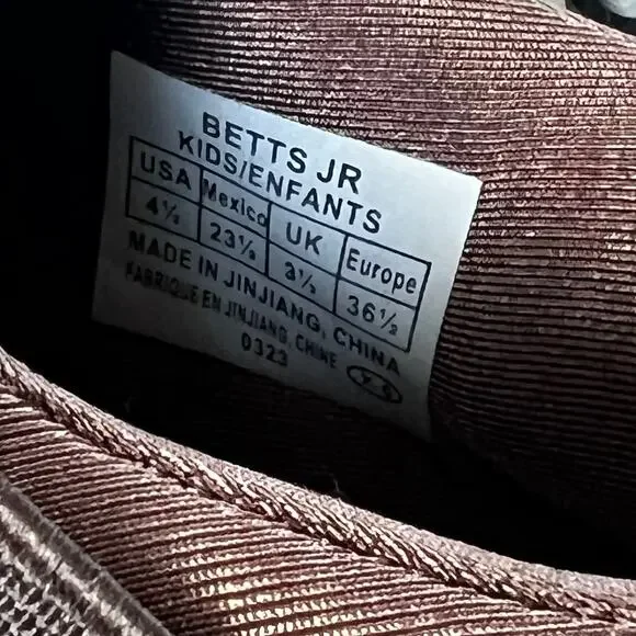 Uniform Slip On Brown Sneakers Boys 4.5 Deer Stags Betts Jr NoSoxβ Shoes School - Picture 6 of 8